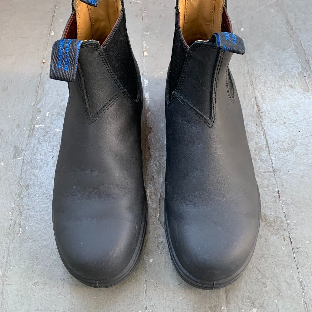 Men's Waterproof Blundstones in black- perfect condition
